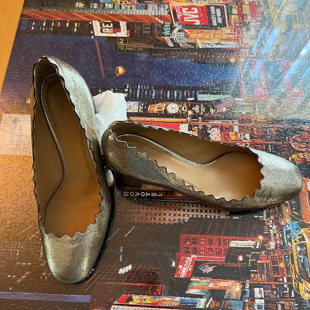 CHLOE  Metallic Gold  Pumps-
